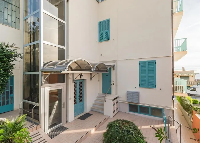 Casa Acqua Marina - 1 Min From The Sea, Wi-Fi & Air Conditioning, Sea View Balcony