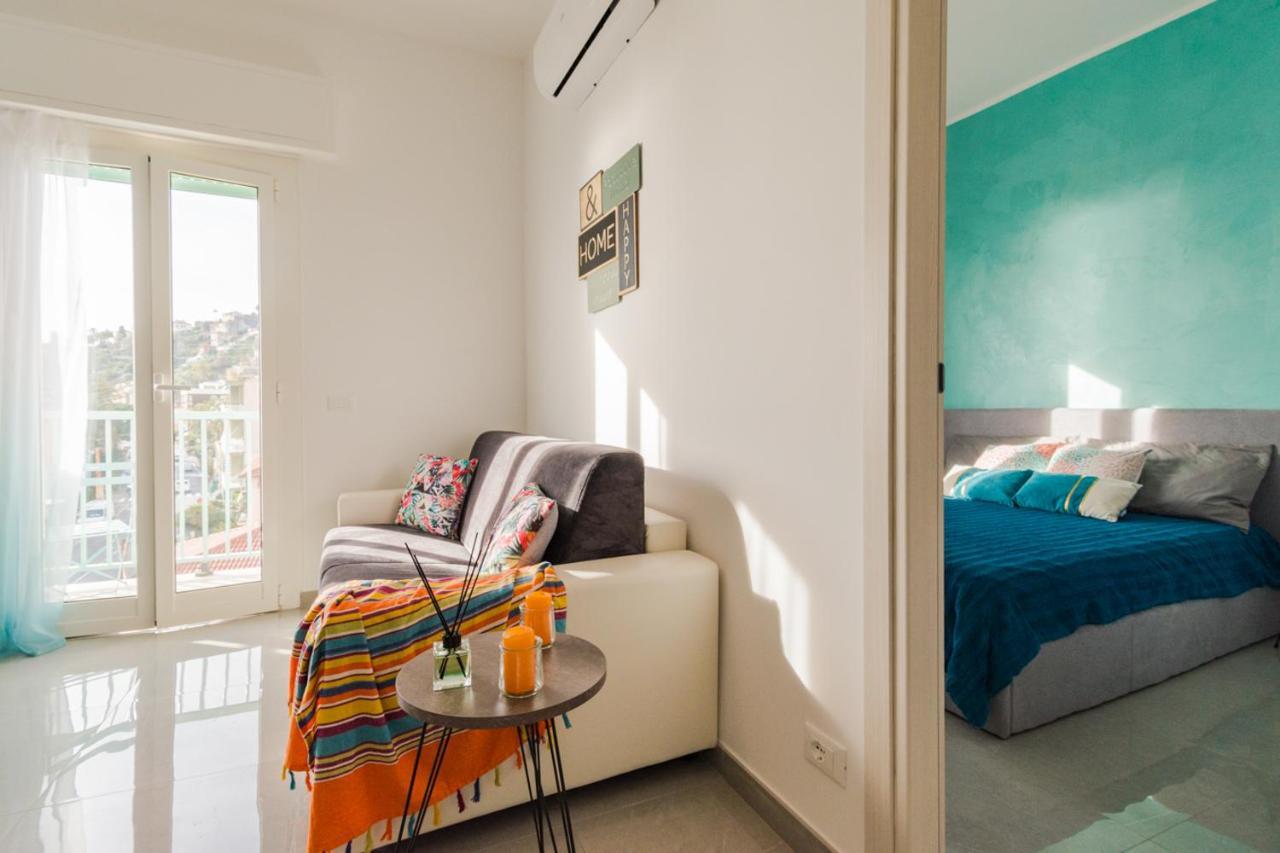 Casa Acqua Marina - 1 Min From The Sea, Wi-fi & Air Conditioning, Sea View Balcony Apartment *