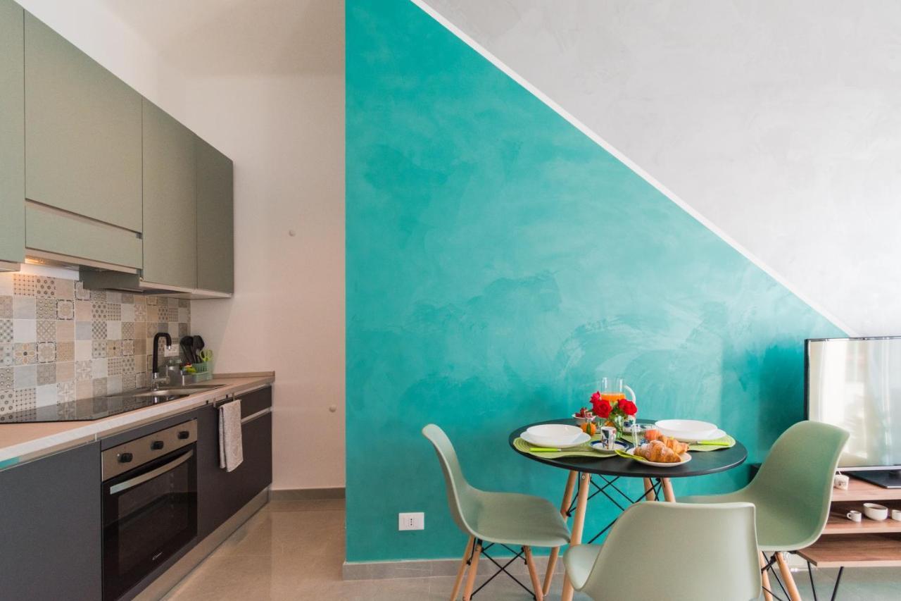 Casa Acqua Marina - 1 Min From The Sea, Wi-fi & Air Conditioning, Sea View Balcony