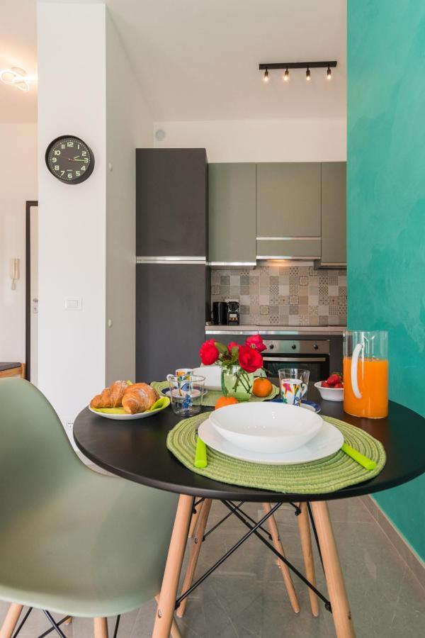 Casa Acqua Marina - 1 Min From The Sea, Wi-fi & Air Conditioning, Sea View Balcony Apartment *