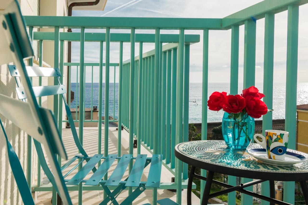 Casa Acqua Marina - 1 Min From The Sea, Wi-fi & Air Conditioning, Sea View Balcony Apartment